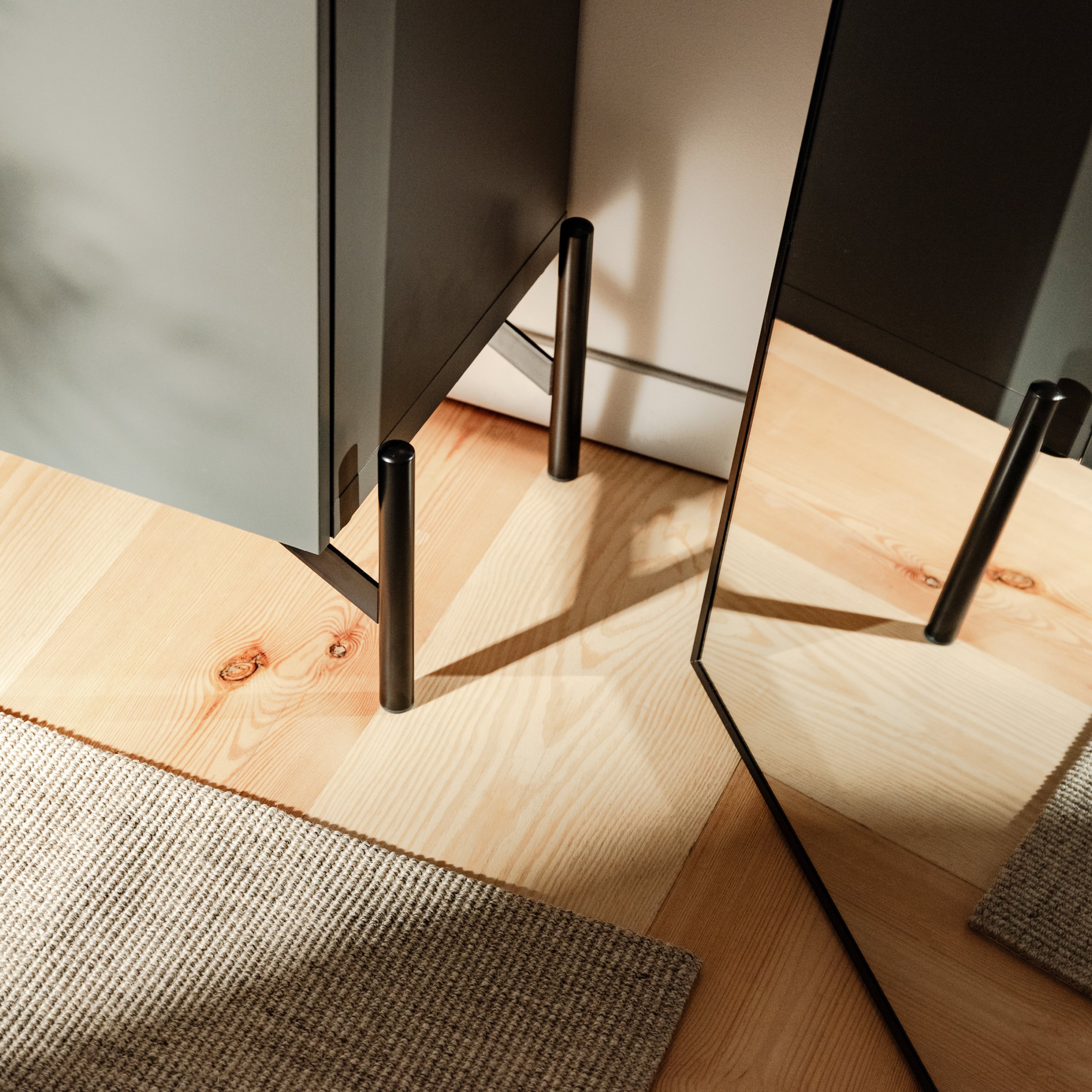 Set di 4 piedini per mobili ERNST