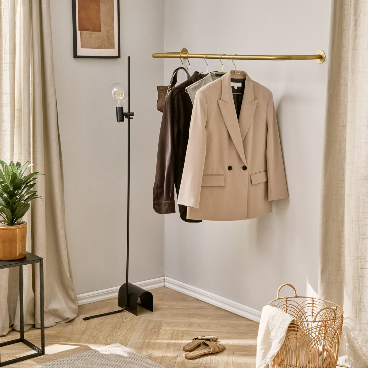 Clothes rail ROUND wall