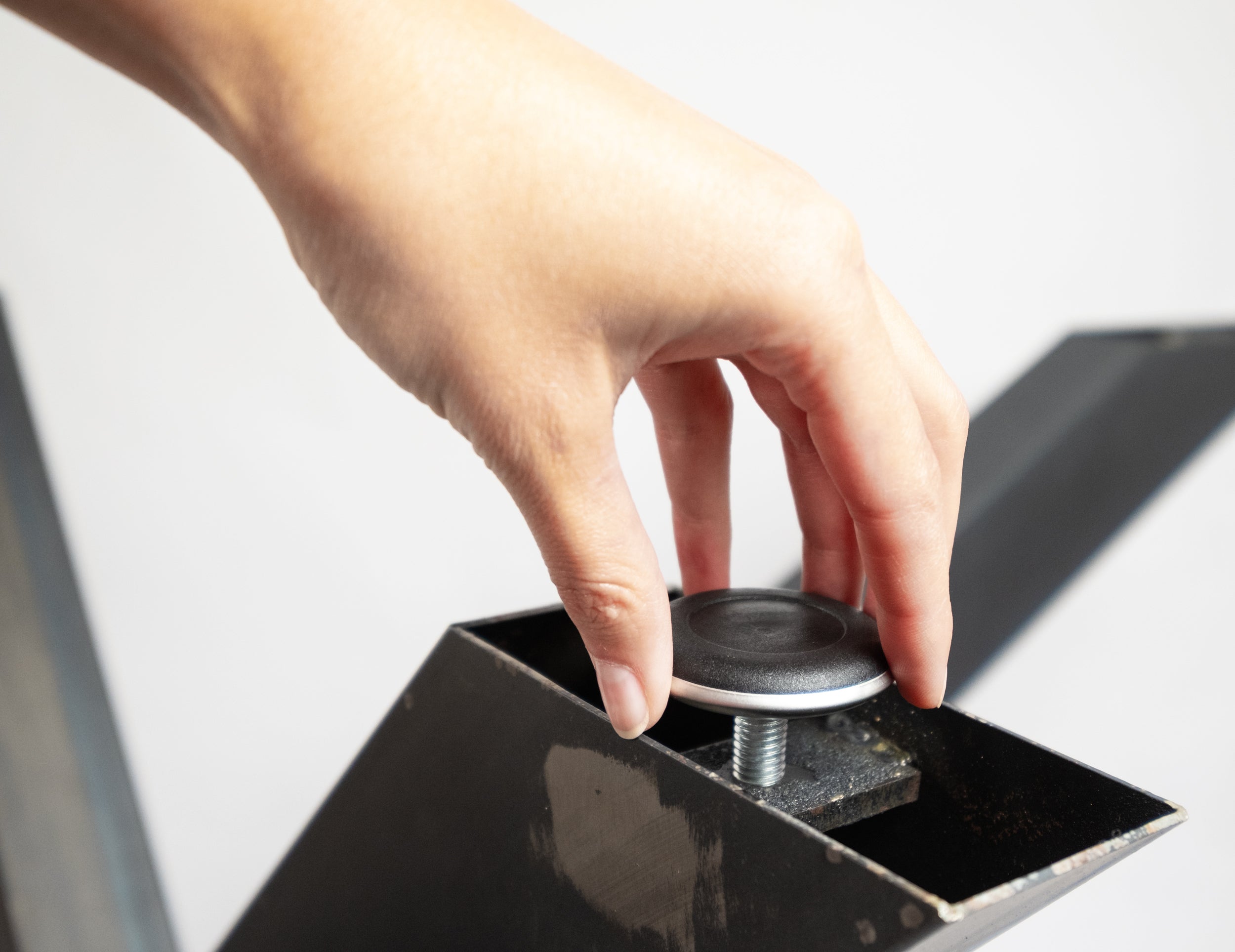 SPIDER table frame