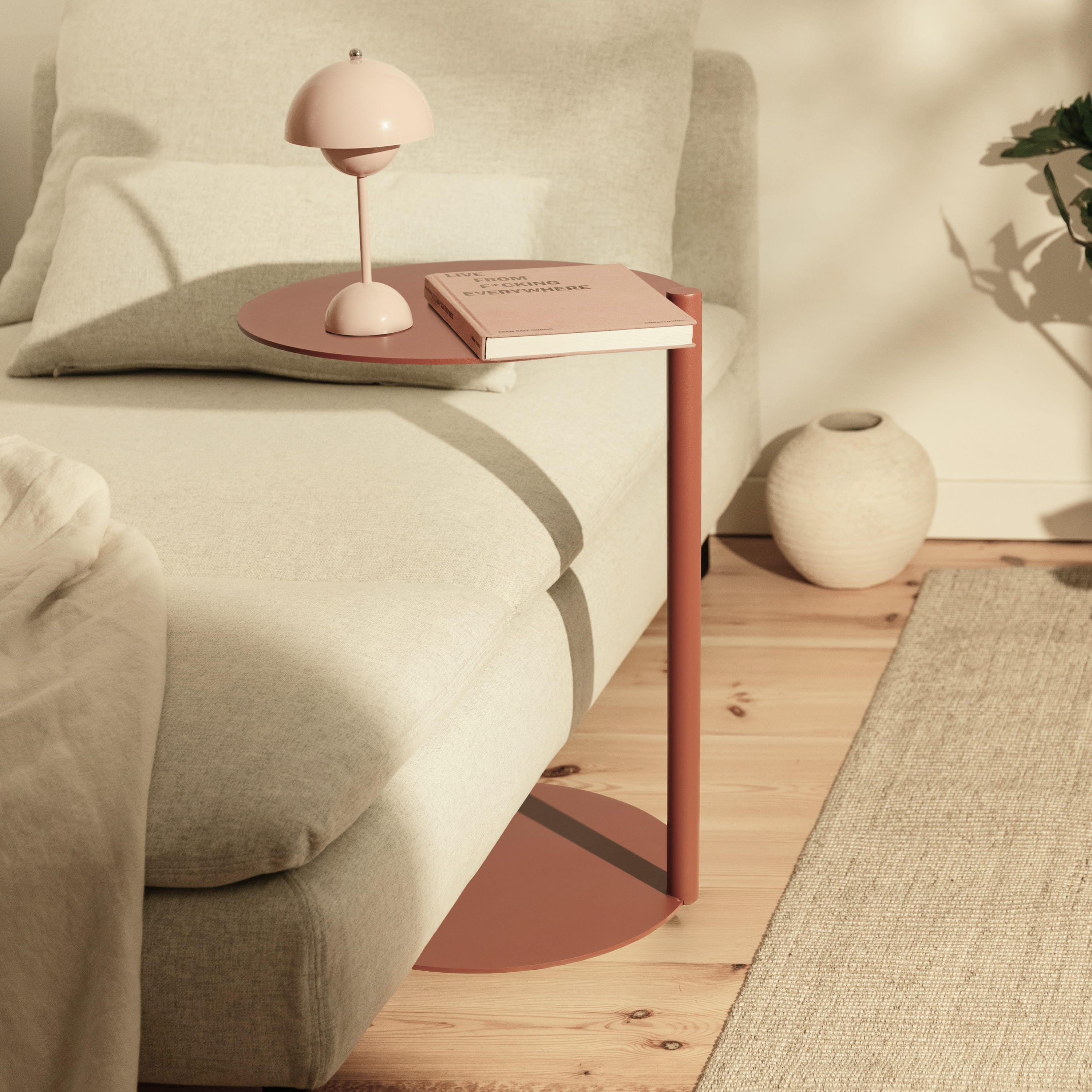 LUNA side table
