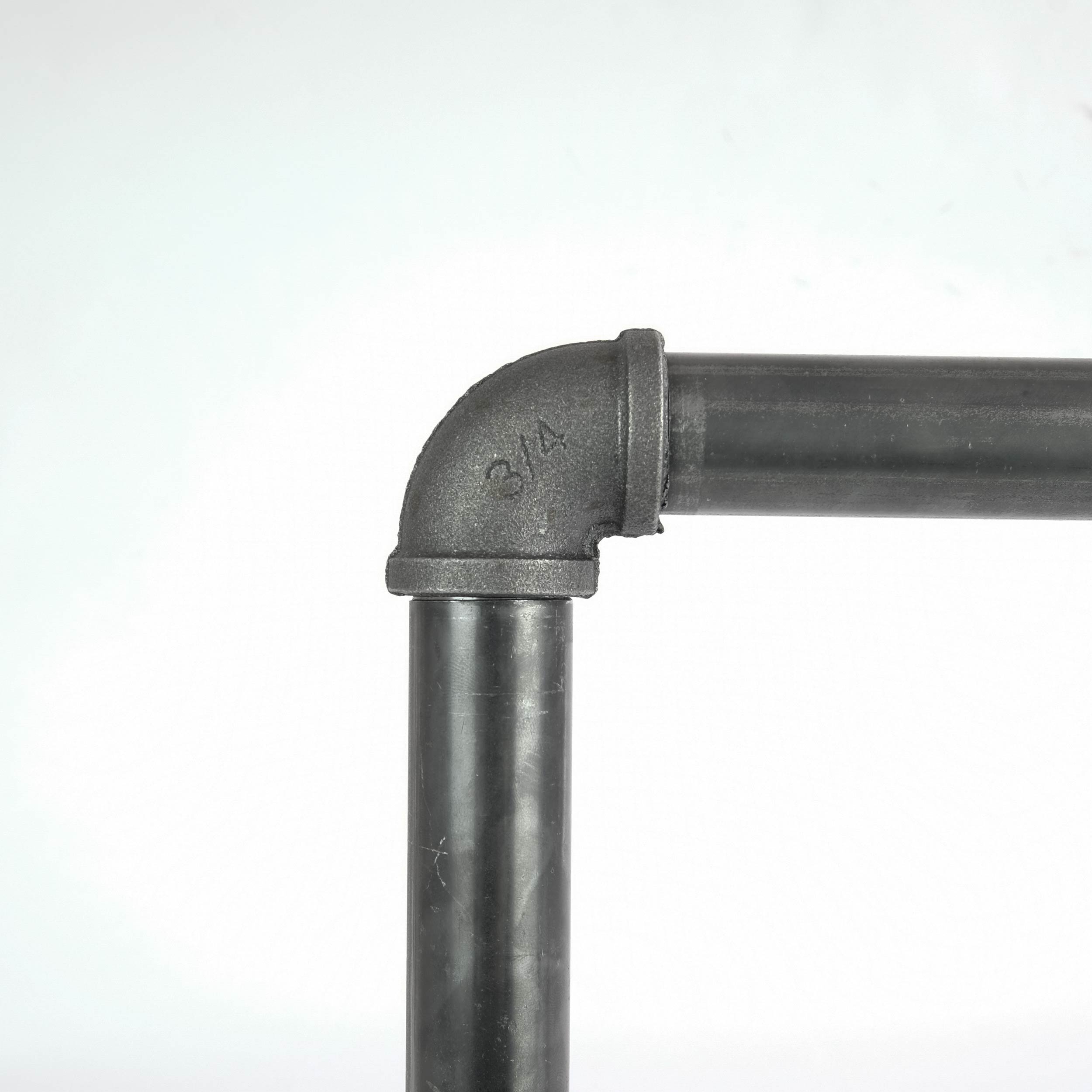 Pipe GARD Corner